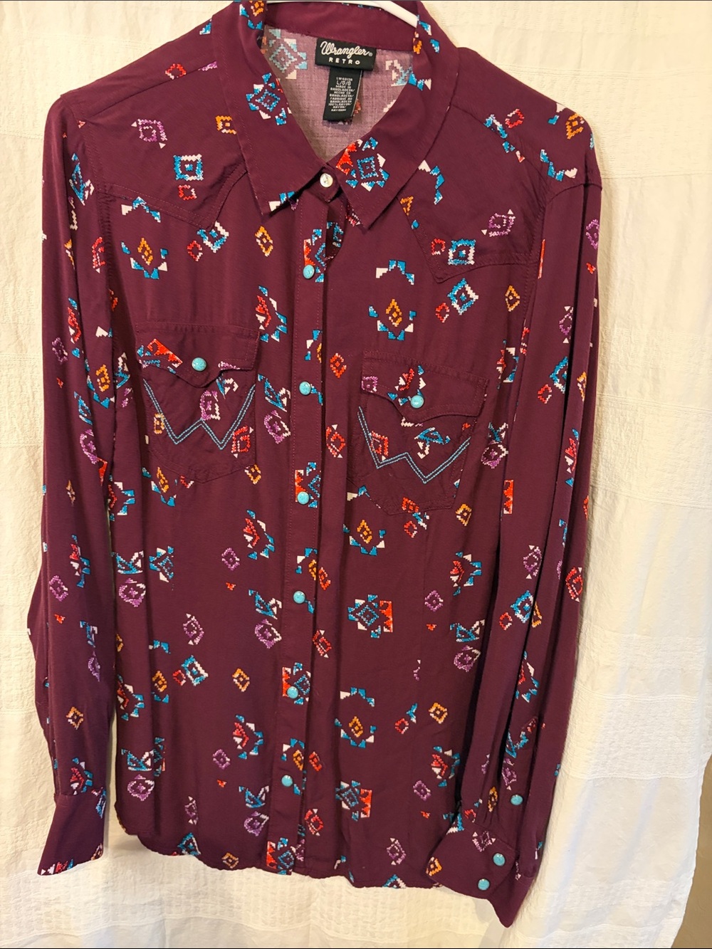 Wrangler burgundy print top  size large